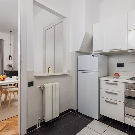 Apartments & Rooms One World Риека Экстерьер фото