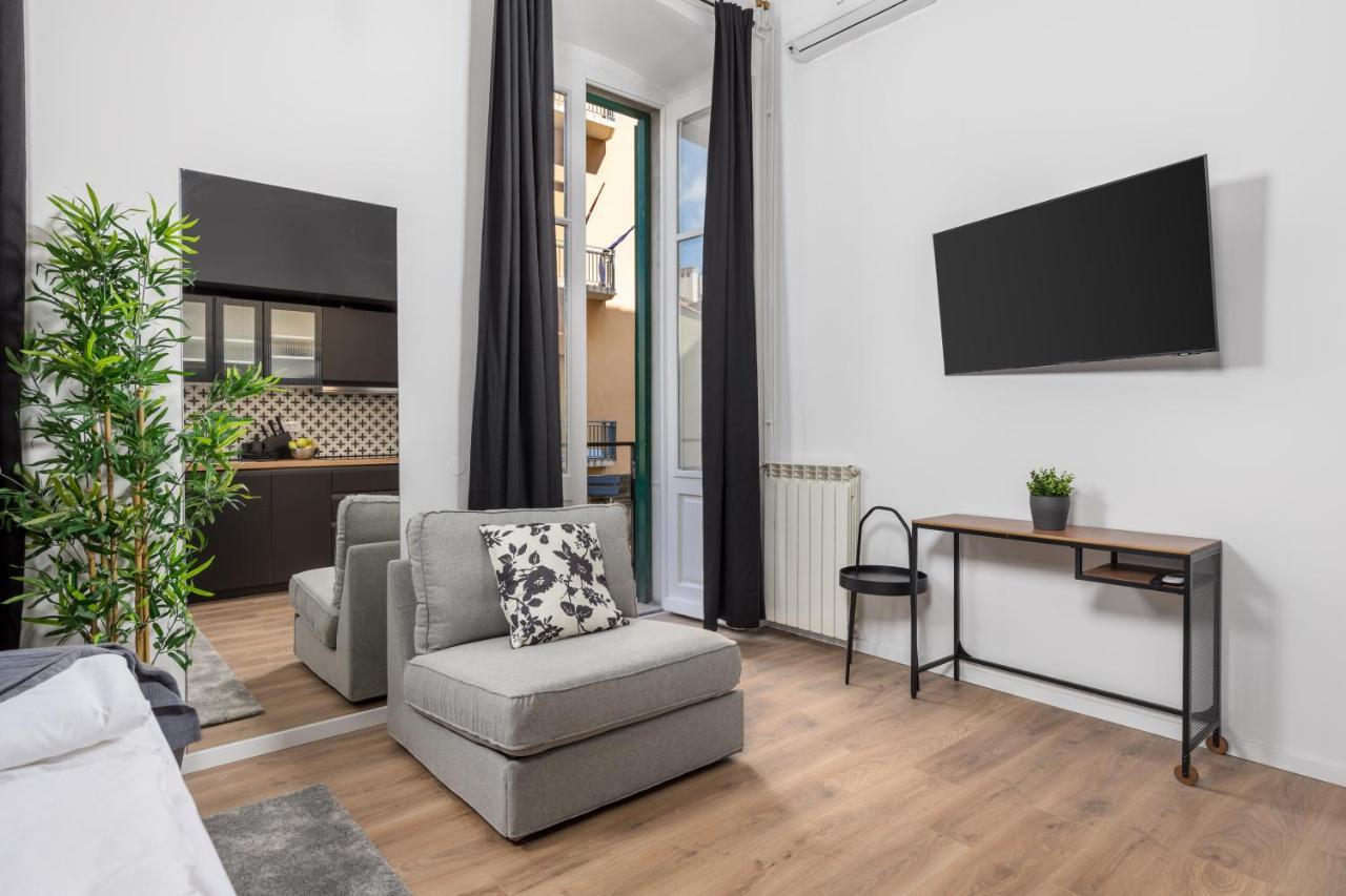 Apartments & Rooms One World Риека Экстерьер фото