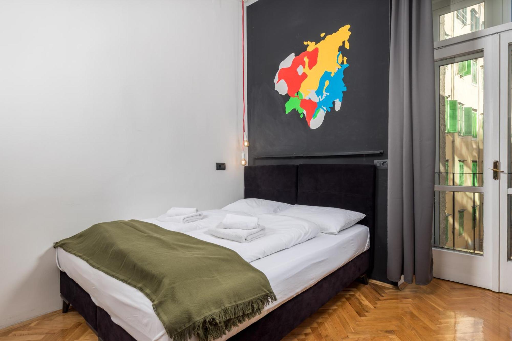 Apartments & Rooms One World Риека Экстерьер фото