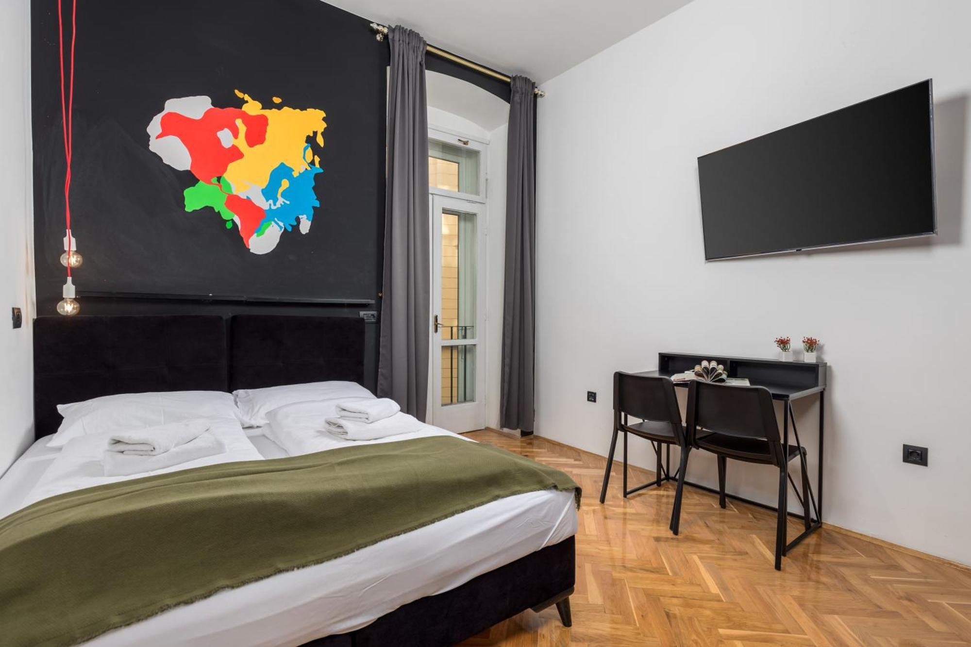 Apartments & Rooms One World Риека Экстерьер фото